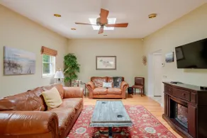 Perfect Family/Friends Reunion House in the Hamptons! Close to Ocean Beaches! - Image 2