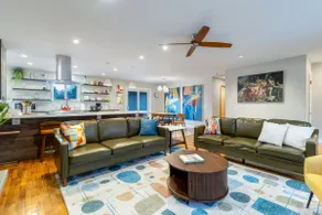 Chestnut Place · Updated Home on Quiet Drive - Perfect Getaway - Image 5