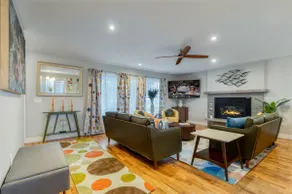 Chestnut Place · Updated Home on Quiet Drive - Perfect Getaway - Image 4