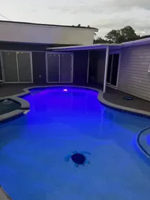 Beautifully private homeHeated Pool/Spa and Cabana - Image 4