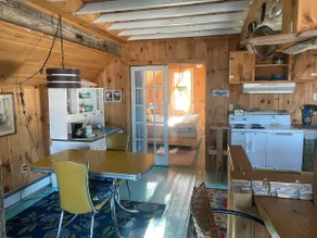 Potters' Nest, overlooking Munising Bay@UPtown Inn - Image 3