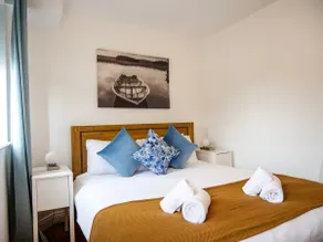 John Street Apartment 3 - Image 4