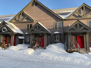 Jay Peak Ski-in Ski-out “well stocked” condo at Slopeside - Image 5
