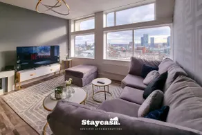 Luxury Penthouse Manchester Skyline 23rd Floor - Image 4