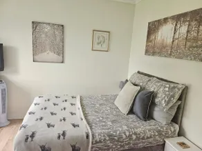 Pet Friendly Eden Cottage 2 Adult & 2 Children - Image 5
