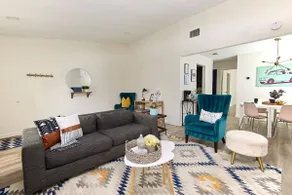 2BR Ensuite | Near The Domain & UT - Image 4
