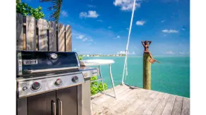Dolfan Oceanfront Cottage Direct oceanfront with 50 ft of dockage and jacuzzi and kayaks 4 bed 2 bath home - Image 2
