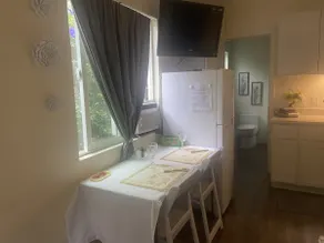 Private Studio Lake Access & Close to Beaches - Image 4