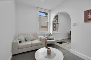 George Street Getaway - Image 2