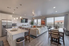 4BR w/ Rooftop Patio & Dual Rec Rooms Near Pool - Image 4