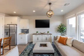 4BR w/ Rooftop Patio & Dual Rec Rooms Near Pool - Image 2