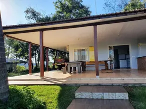 House with a beautiful and spacious gurmed area - Image 3
