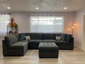 Entire Newly Renovated House in North Pomona - Image 5