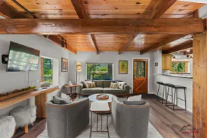 A/C, Hot Tub, Back Patio, Modern Retreat! - Image 5