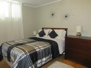 BEAUTIFUL SUITE, PRIVATE PATIO - PARK/GRAND RIVER - Image 3