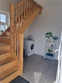 Cosy Hillside Loft Apartment with a Panoramic View - Image 2