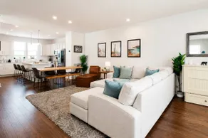 Rooftop Creative Oasis – Close to Broadway - Image 2