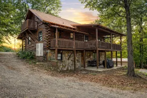 The Big Cabins w/ Lake View - Image 2