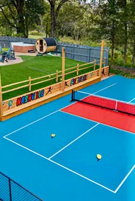 Lux Lodge Nash Pickleball Hot-tub Sauna Game Rm - Image 3