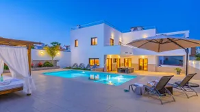 Villa Yules-Moisés Vélez-Málaga by Ruralidays - Image 2