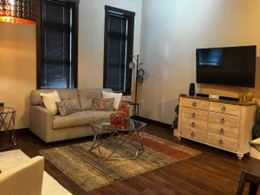 Modern Flat in Downtown La Crosse - Image 3