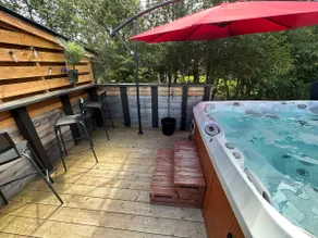 River side, spa side, Suite B - Image 3