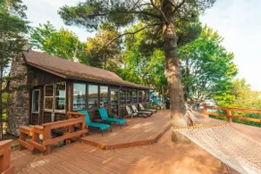 Life's a Hoot cabin on Lake Kawbawgam - Image 5
