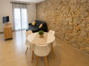 Apartments l 'Escala Centre 1 - Image 2