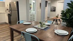 Luxury Brand New Suite - Image 4