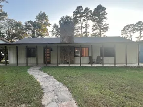 Lakeside Lake Cypress Springs: Firepit & Deck - Image 5