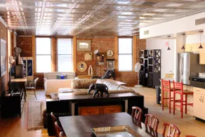 Private Suite & Entrance Loft in Little Italy/SoHo - Image 4