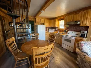 SandyCabins Duplex Beach House - Garden Side Cabin - Image 3