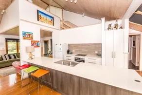 Illangi Beach Retreat - Image 2