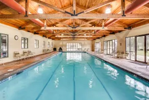 Redmond Resort Townhome w/ Private Hot Tub - Image 2