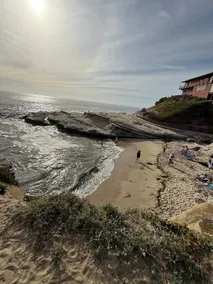 Close to Ocean and Beach - Image 4