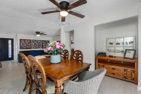 ⤿15 bdrm Villa Nr. Airport, Riverwalk, Stadiums & Beaches w/ fire pit Sleeps 33⤾ - Image 4