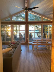 CozyPeaceful LakeCottage HotTub Canada - Image 3