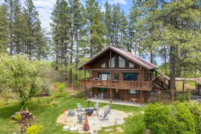 Cabin on 5 acres w/Full Gym, Steam Rm, Hot Tub. Pet Friendly. Near Glacier N.P. - Image 2