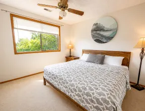 One of a kind 5B Retreat with Pool table and Sauna - Image 4