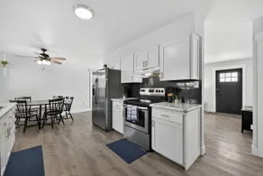 7 bedroom Orem House - Image 3