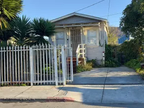 Private Gated Cottage & Parking Near Arena & BART - Image 2