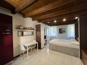 Casa Italia -Verona- Authentic Italian Experience - Image 2