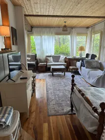 Jacksonville Farmhouse +Hot Tub+wildlife+Pond - Image 5