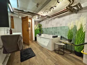 Peter Minuit Loft | Urban Design Loft - Image 4