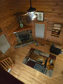 Shady Cliff Rock House - Image 3