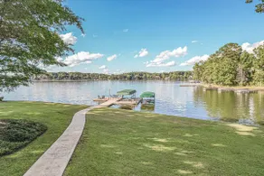 Relaxing Waterfront w/ Dock, Easy Drive, On the Lake - Image 3