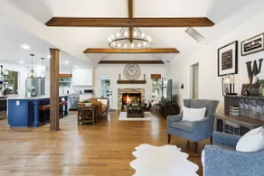 3King B| Pet-Friendly | Walk to DT | Near Baseball - Image 2