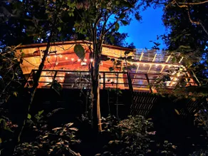Cabin in the Forest with Jacuzzi - Santa Elena - Image 3