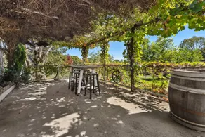 Bendalong - Rural Retreat, Short Drive to CBD - Image 3