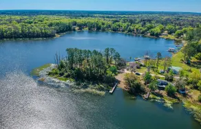 Lakefront Cottage, Serene, Fishing, Kayaking - Image 2